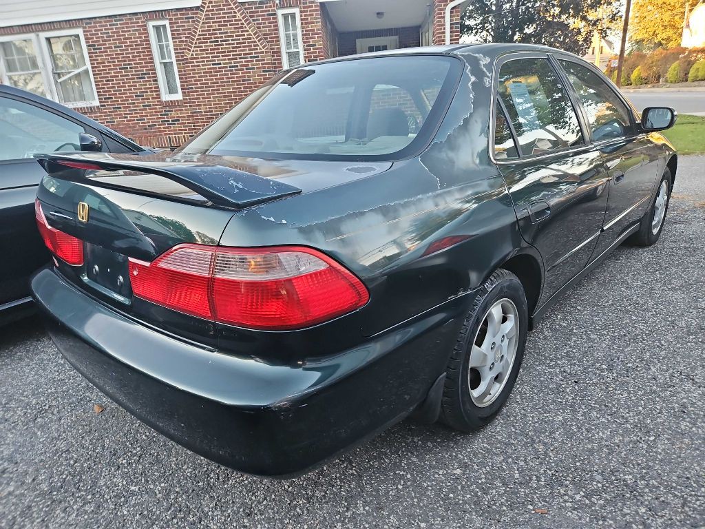 2000 Honda Accord Image 2