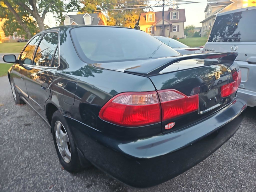 2000 Honda Accord Image 3