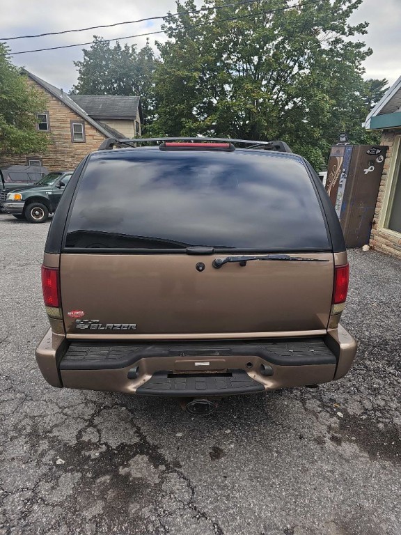 2004 Chevrolet Blazer Image 4