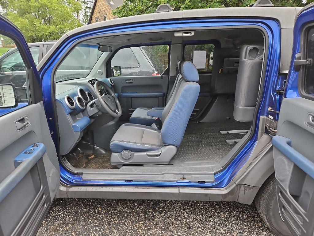 2004 Honda Element Image 6