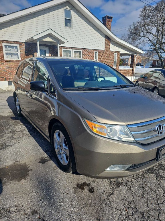 2012 Honda Odyssey Image 8