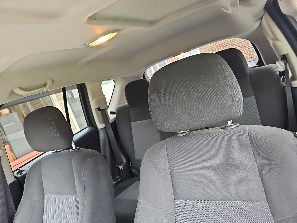 2016 Jeep Compass Image 10