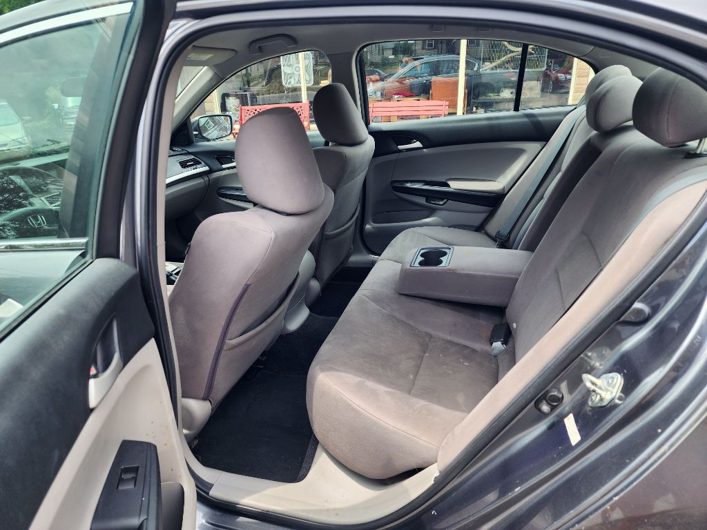 2012 Honda Accord Image 9