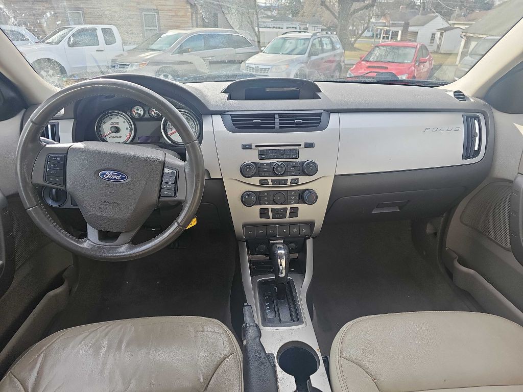 2010 Ford Focus Image 9