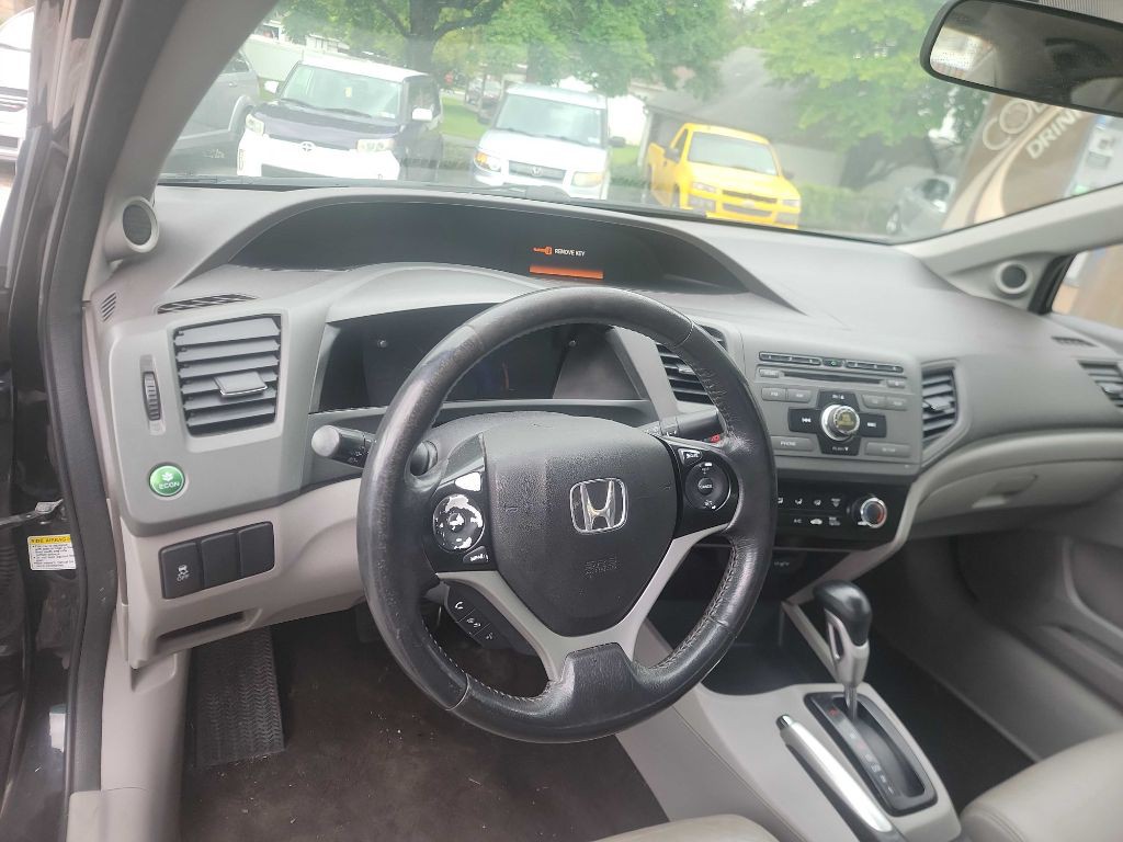 2012 Honda Civic Image 8