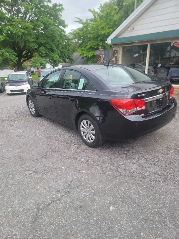 2011 Chevrolet Cruze Image 4