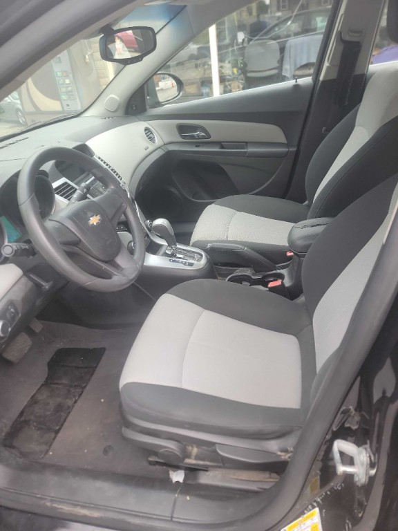 2011 Chevrolet Cruze Image 8
