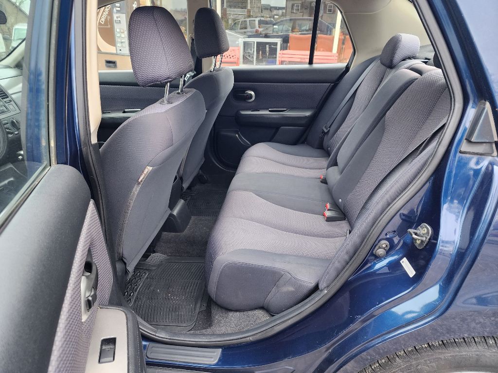 2007 Nissan Versa Image 16