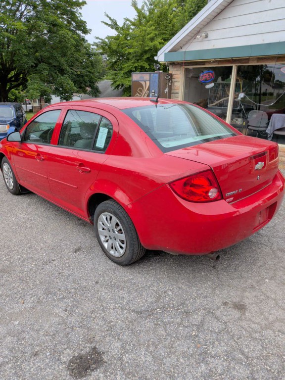 2009 Chevrolet Cobalt Image 2