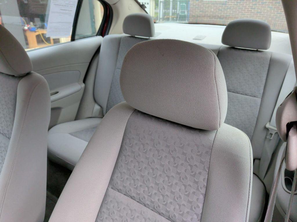 2009 Chevrolet Cobalt Image 10