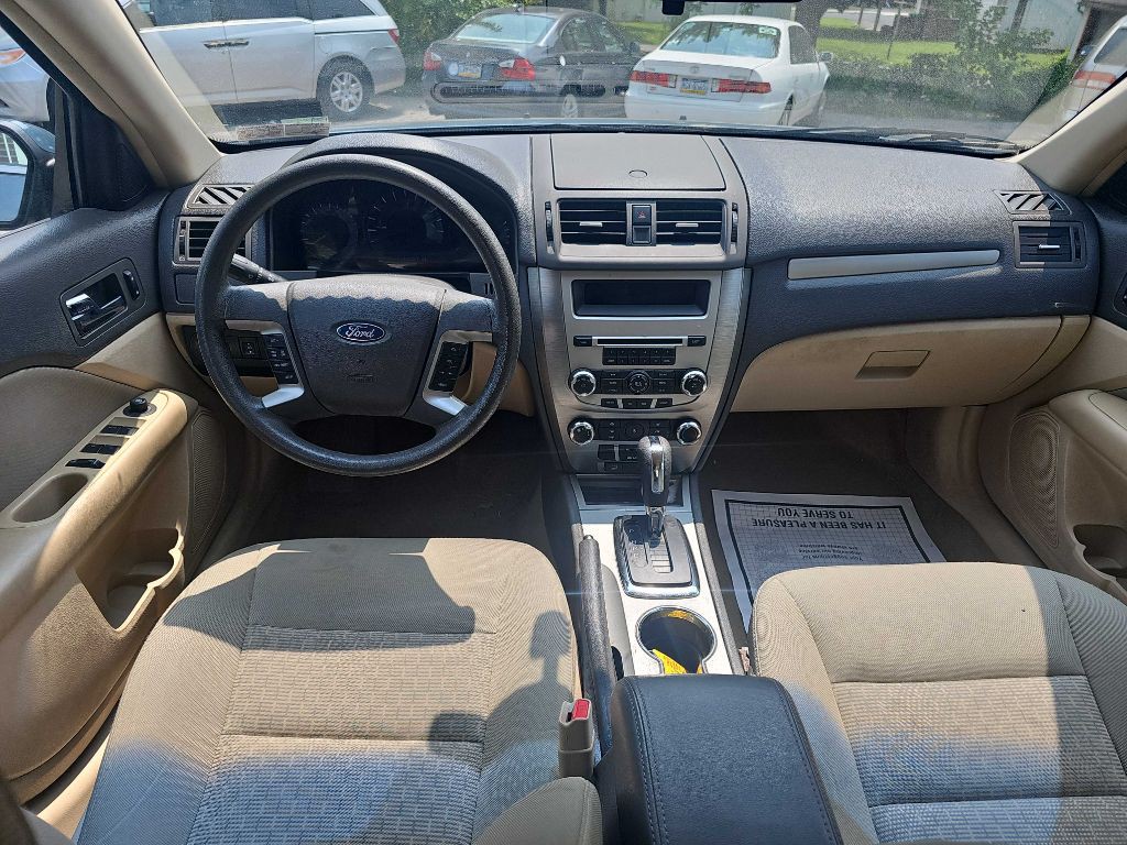 2012 Ford Fusion Image 8