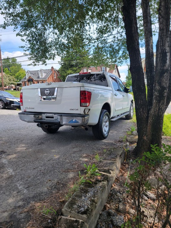 2004 Nissan Titan Image 6