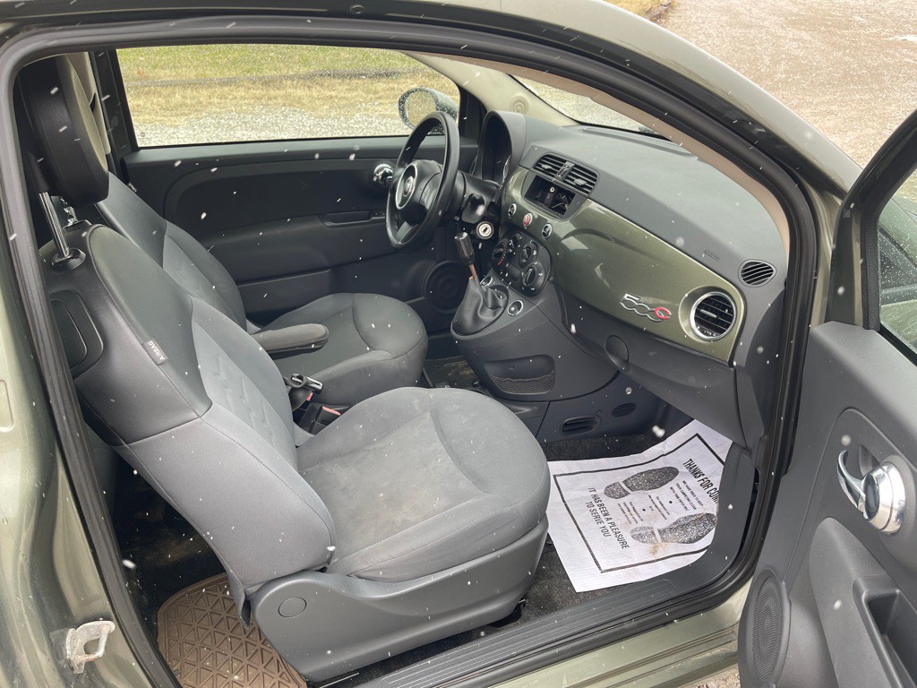 2012 FIAT 500 Image 8