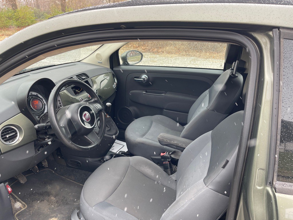 2012 FIAT 500 Image 9