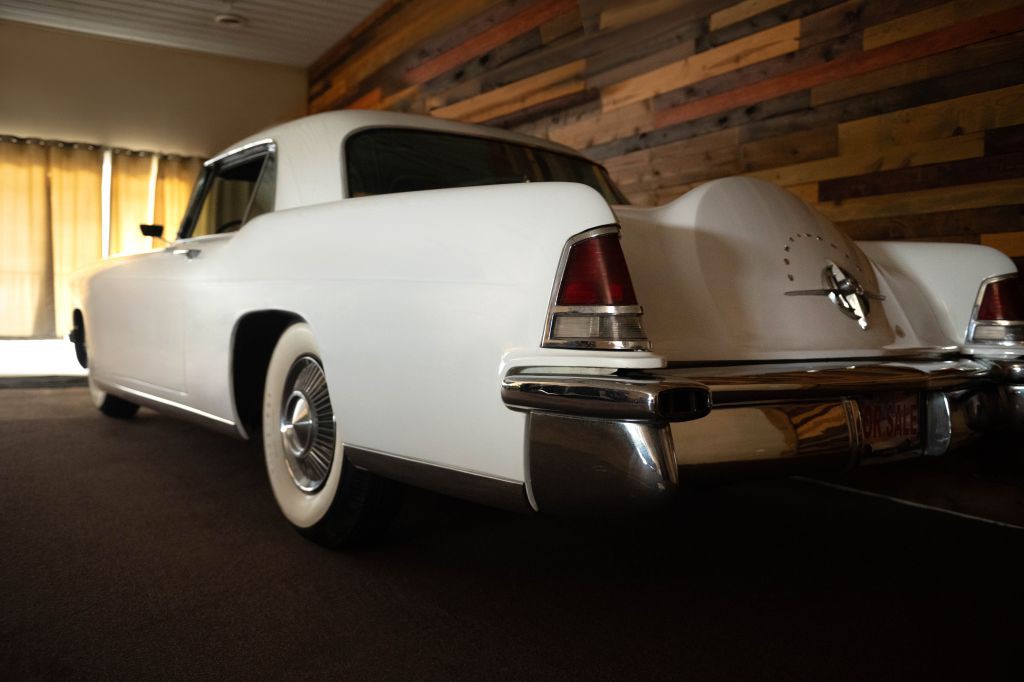 1956 Lincoln Continental Image 5
