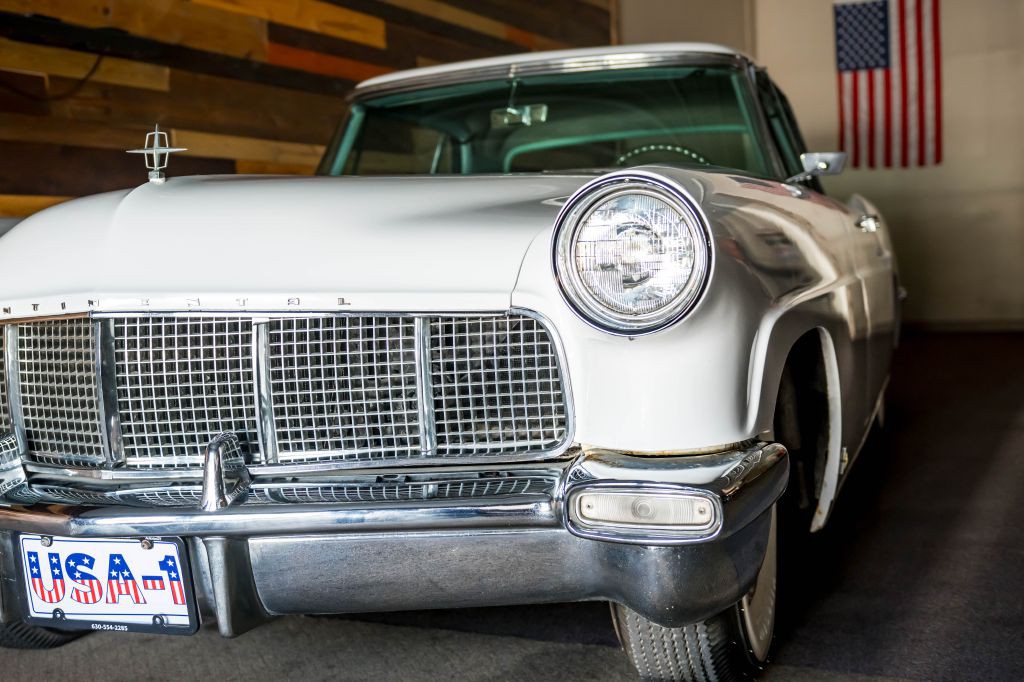 1956 Lincoln Continental Image 12