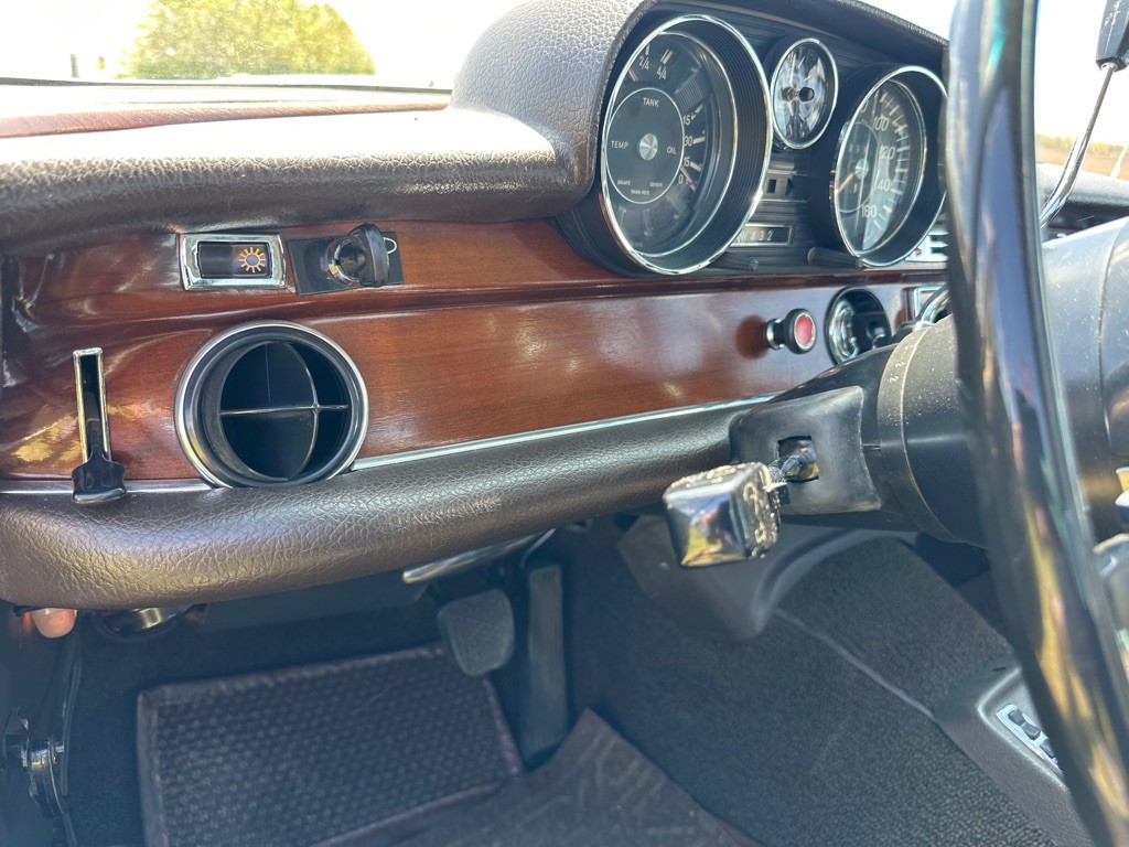 1970 Mercedes-Benz 280 Image 6