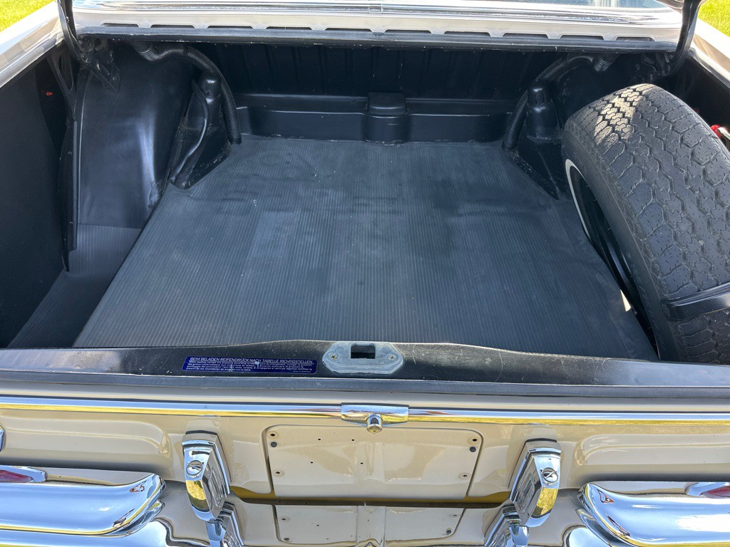 1970 Mercedes-Benz 280 Image 17