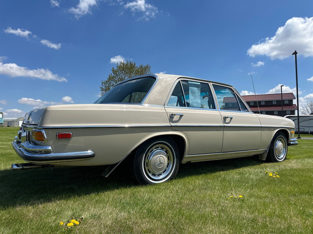 1970 Mercedes-Benz 280 Image 19