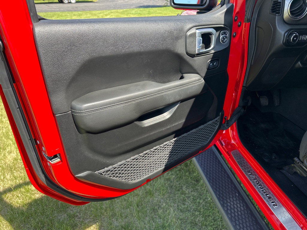 2021 Jeep Wrangler Unlimited Image 12