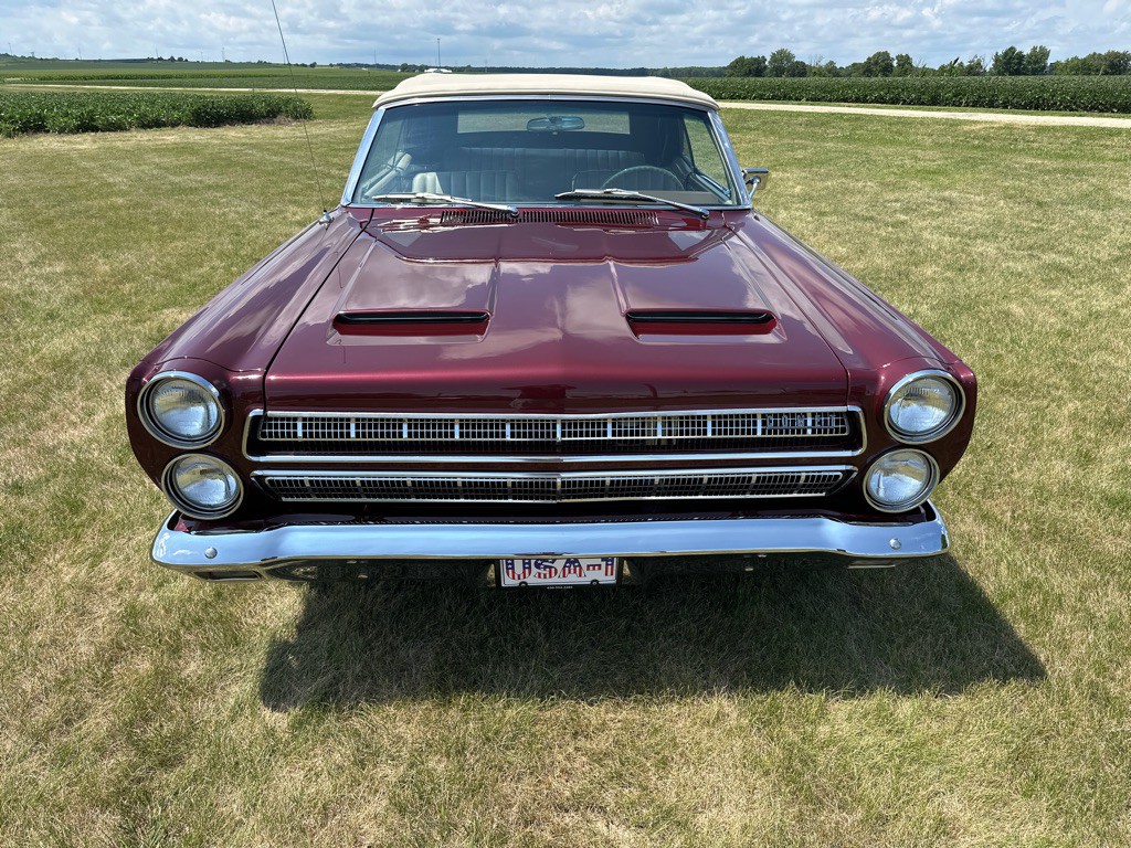 1966 Mercury Comet Image 3