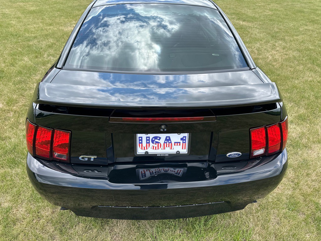 2001 Ford Mustang Image 13