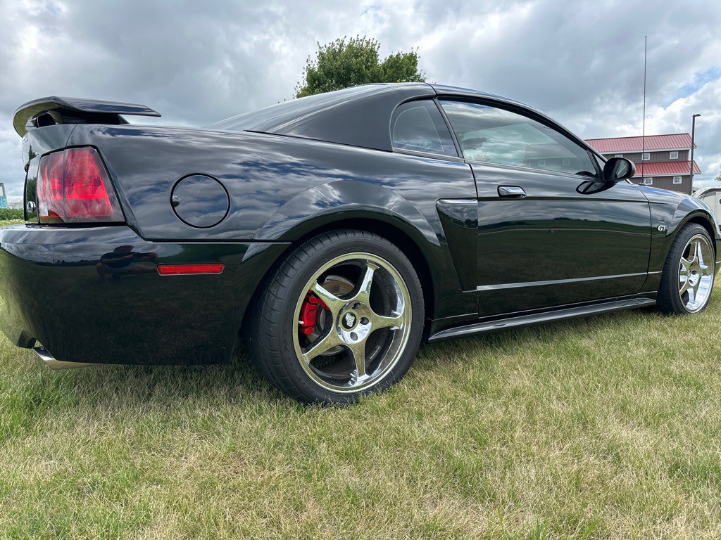 2001 Ford Mustang Image 15