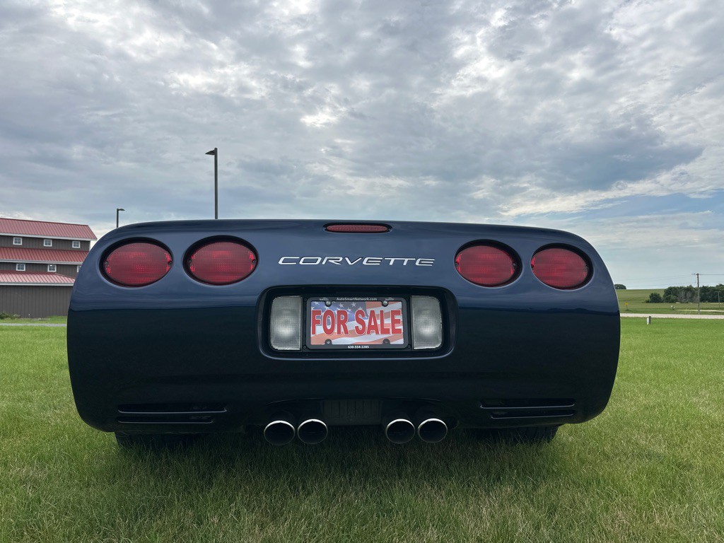 2000 Chevrolet Corvette Image 13