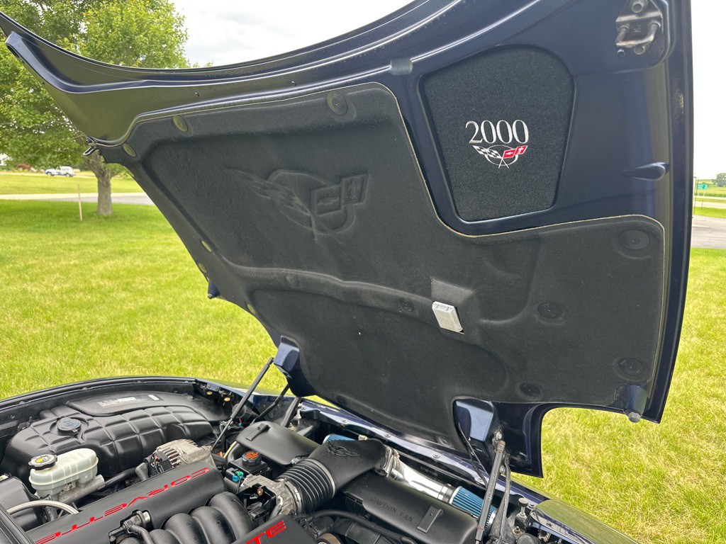 2000 Chevrolet Corvette Image 24