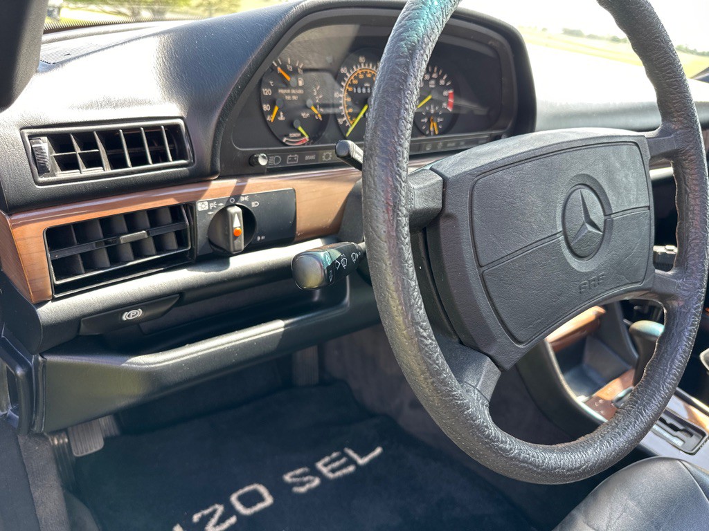 1987 Mercedes-Benz 420-Class Image 6