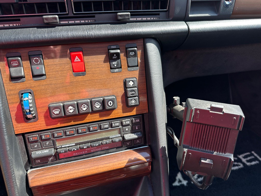 1987 Mercedes-Benz 420-Class Image 8