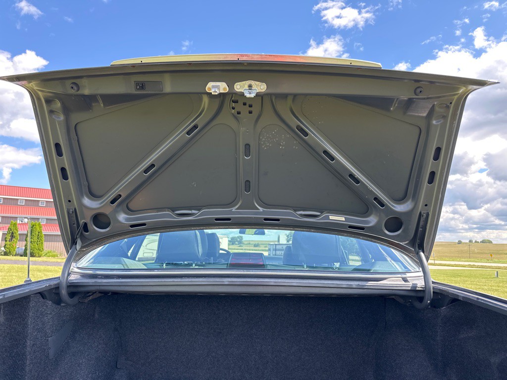 1987 Mercedes-Benz 420-Class Image 16