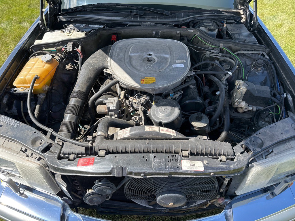 1987 Mercedes-Benz 420-Class Image 22