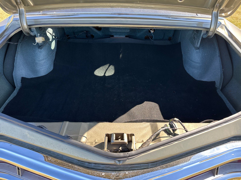 1972 Pontiac Grand Prix Image 18