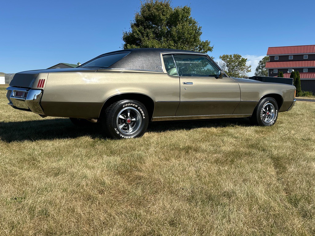 1972 Pontiac Grand Prix Image 22