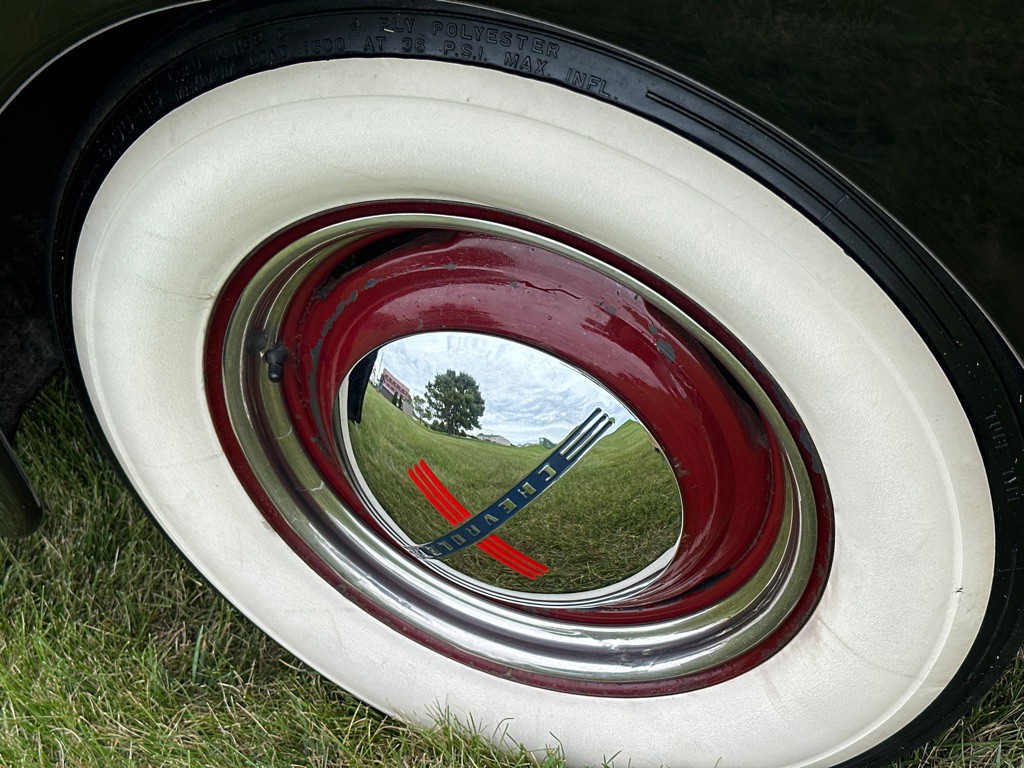 1940 Chevrolet Deluxe Image 11
