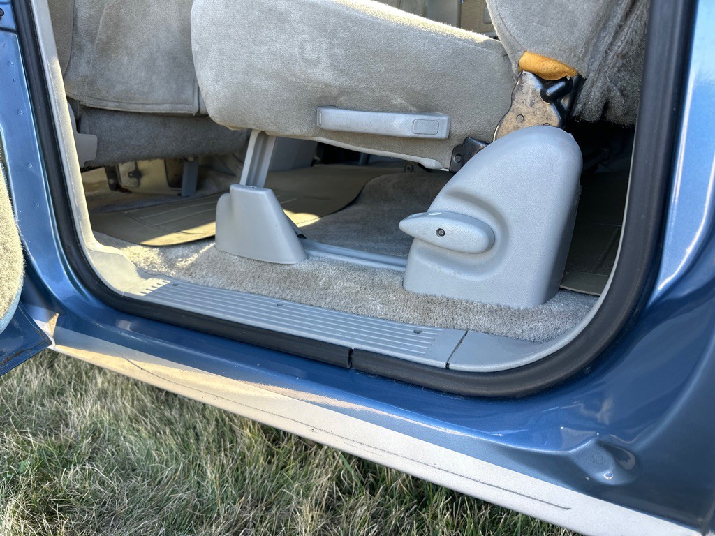 1994 Chevrolet Suburban Image 20