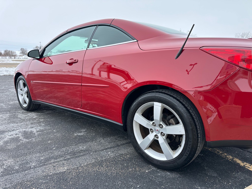 2006 Pontiac G6 Image 12