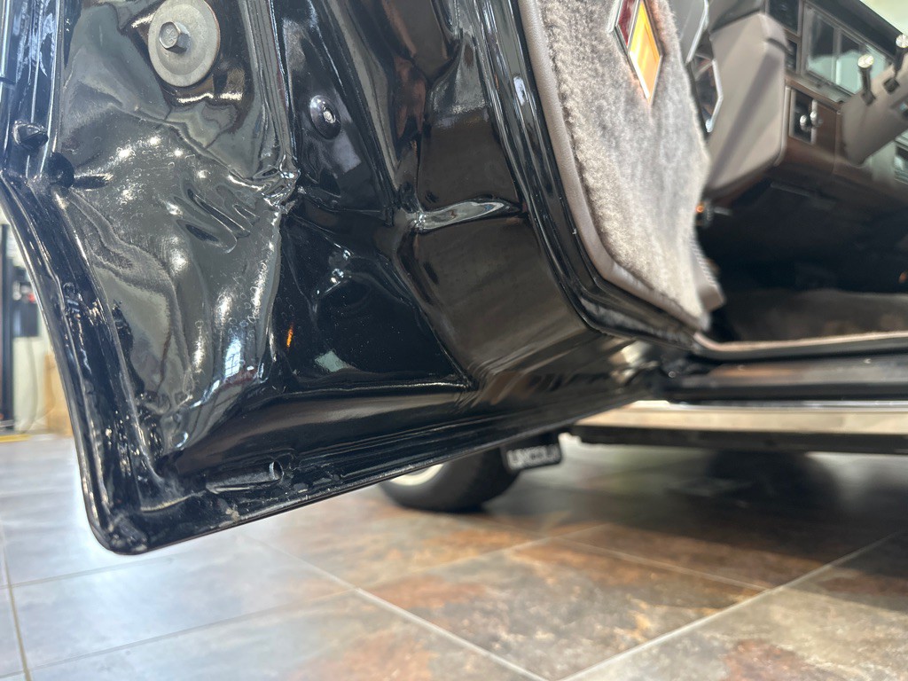 1988 Lincoln Town Car Image 9