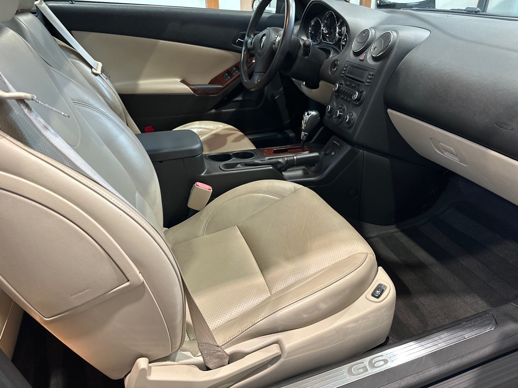 2008 Pontiac G6 Image 23