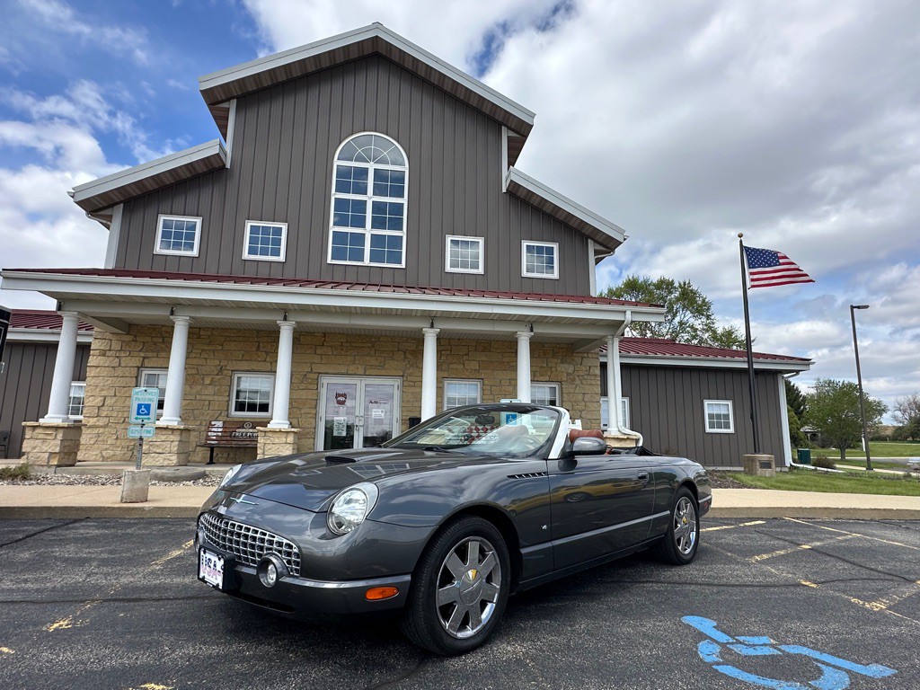 2003 Ford Thunderbird Image 1