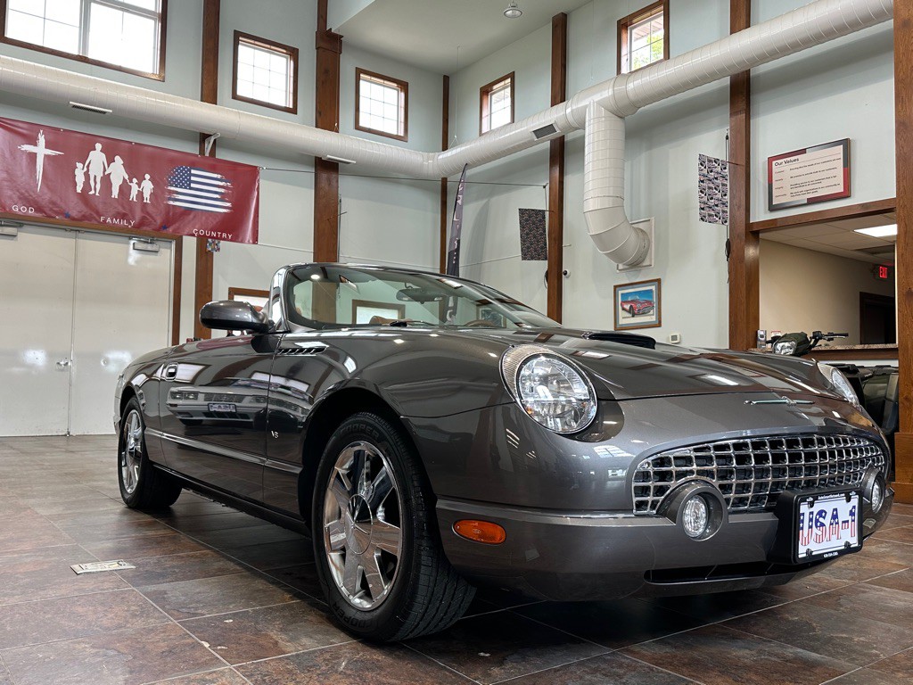 2003 Ford Thunderbird Image 5