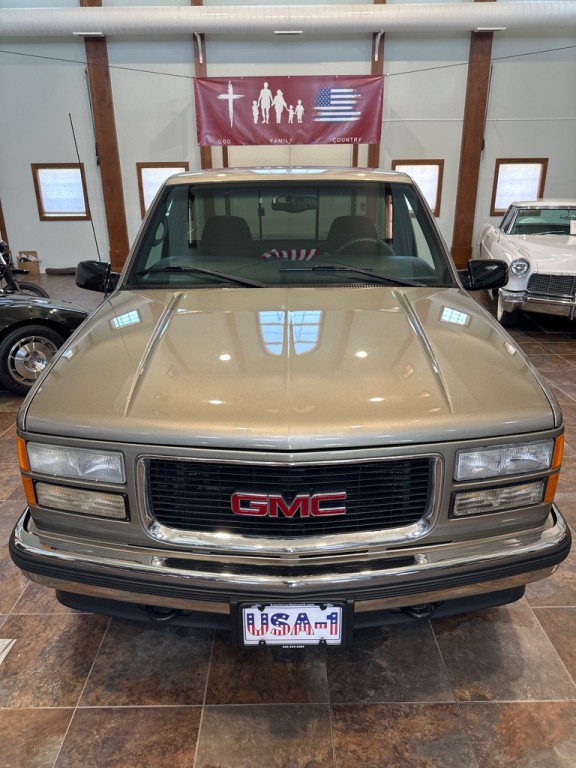 1998 GMC Sierra Image 2