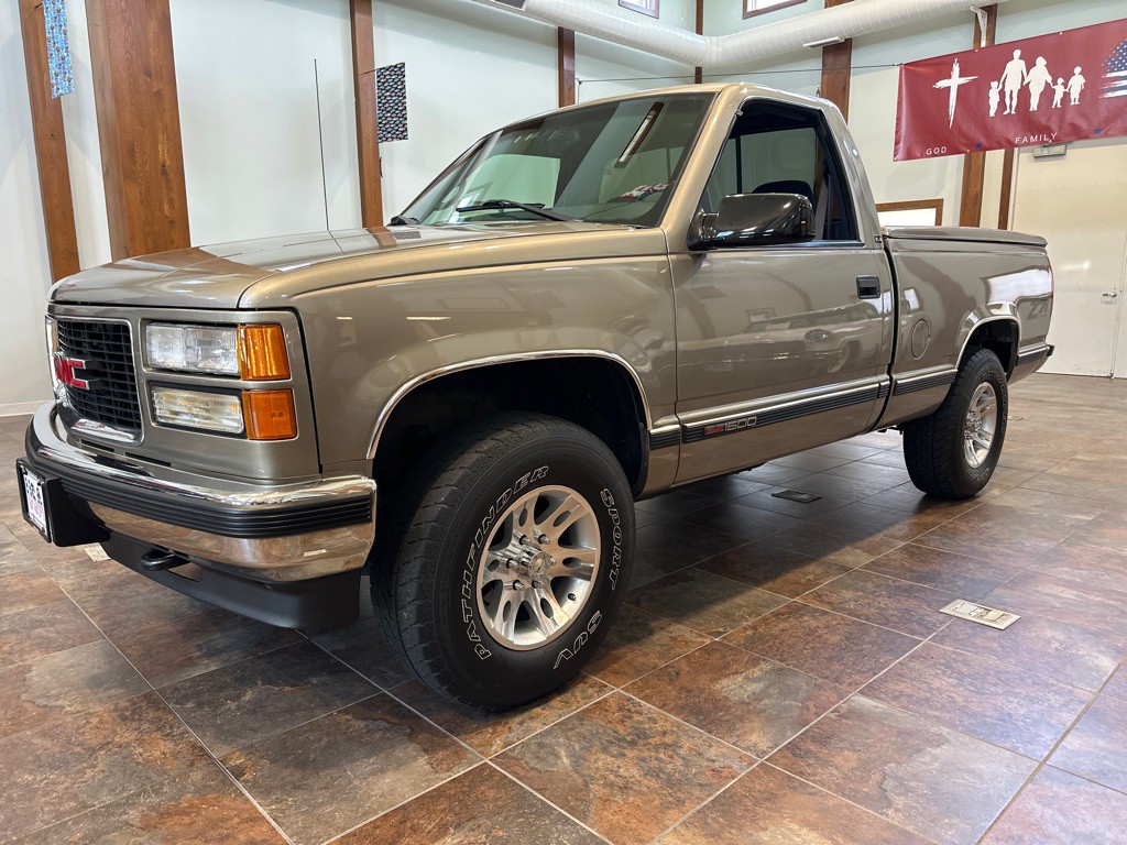 1998 GMC Sierra Image 3