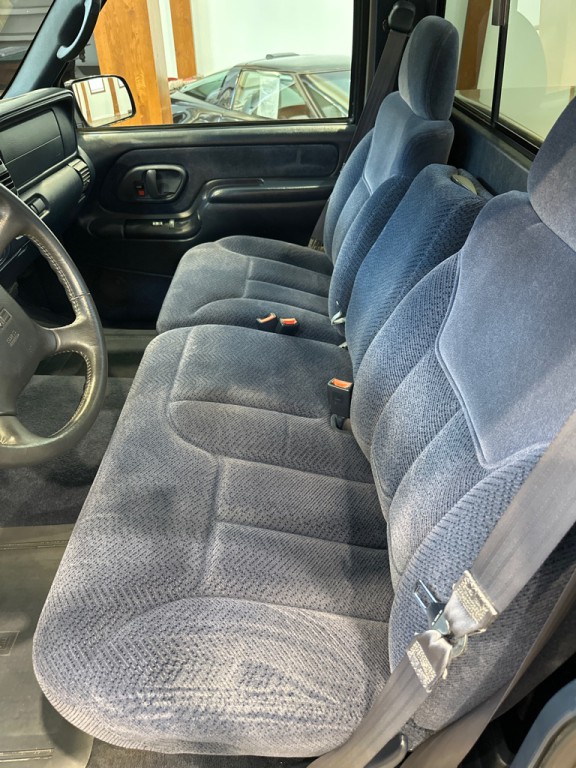 1998 GMC Sierra Image 15