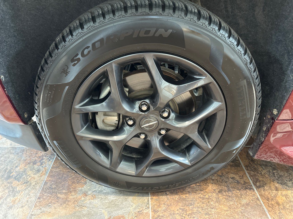 2019 Chrysler Pacifica Image 4