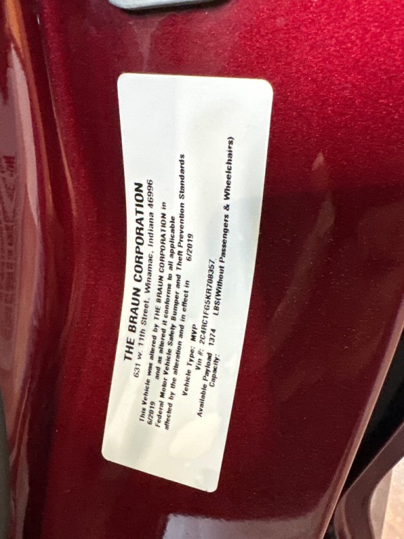 2019 Chrysler Pacifica Image 7