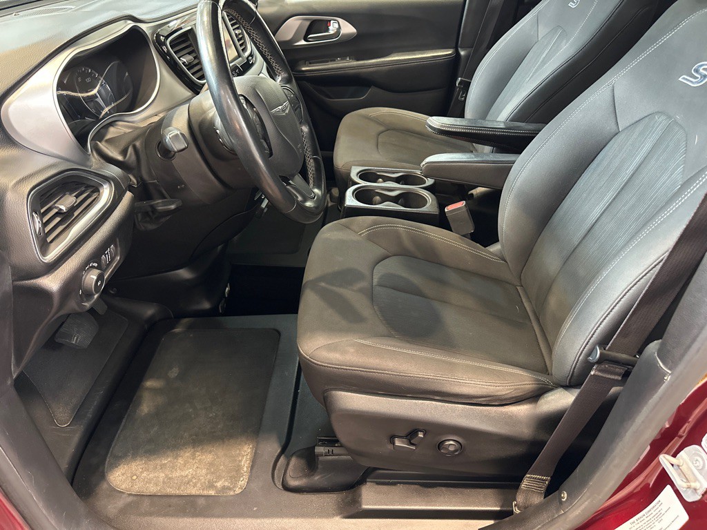 2019 Chrysler Pacifica Image 10