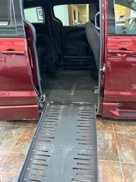 2019 Chrysler Pacifica Image 19