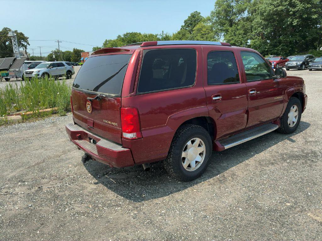 2002 Cadillac Escalade Image 3